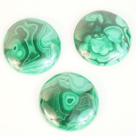 Malachite cabochon